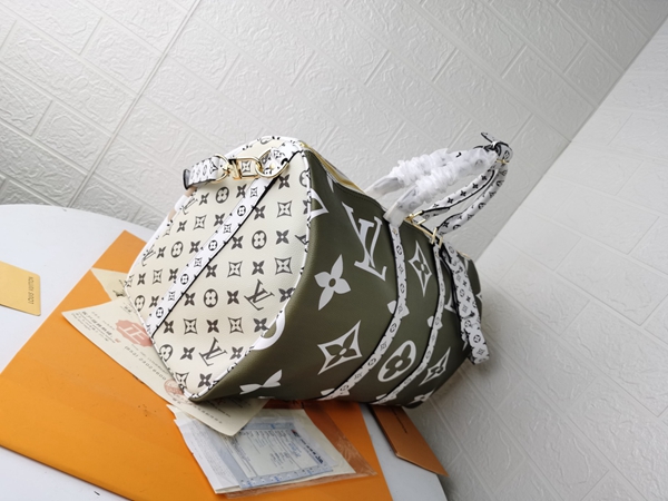 ルイヴィトンバッグ内部構造